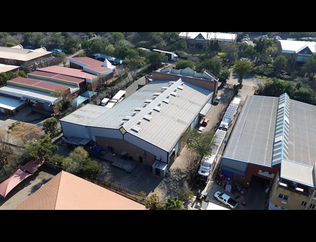 1,760M² WAREHOUSE TO LET IN KYALAMI
